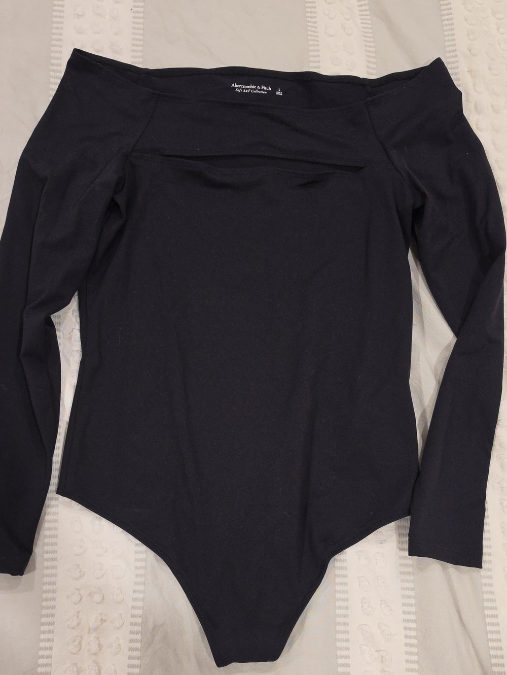 Abercrombie & Fitch Black Off-the-Shoulder Long Sleeve Bodysuit
